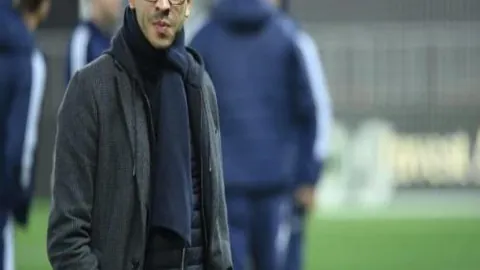 拜仁2025夏季转会目标锁定西蒙斯，维尔茨继续领跑未来首选之列